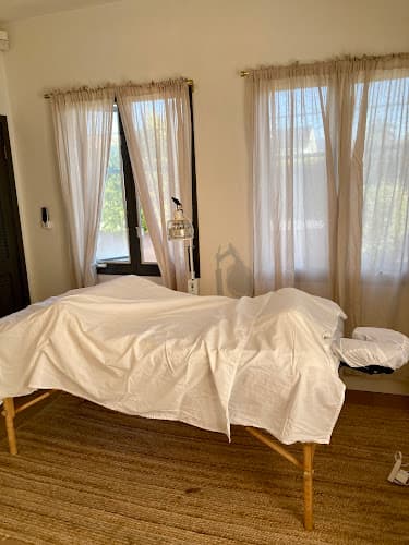 Michellelloy Acupuncture and Wellness - Fertility acupuncture clinic