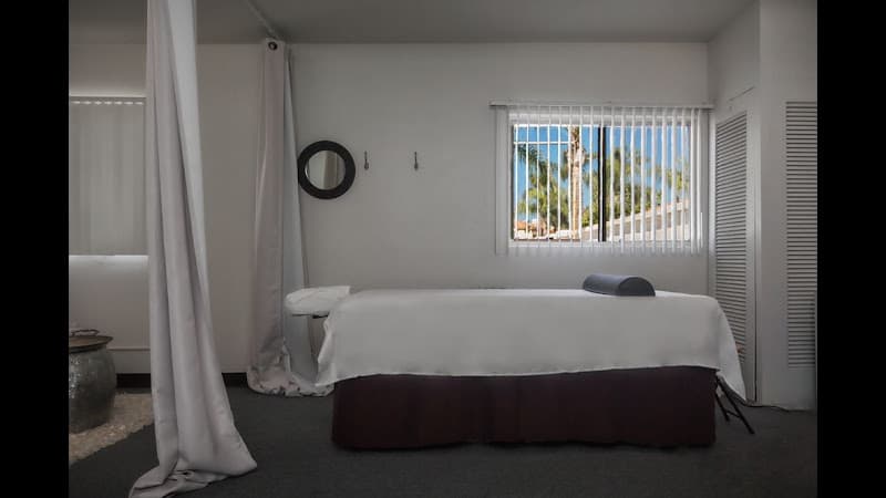 Ho Holistic Health - Fertility acupuncture clinic