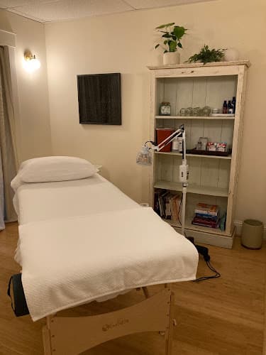 MOONFLOWER Acupuncture & Herbal Medicine - Fertility acupuncture clinic