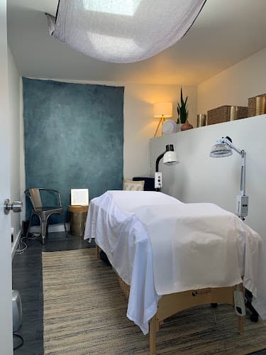 Good Witch Wellness &othecary - Fertility acupuncture clinic