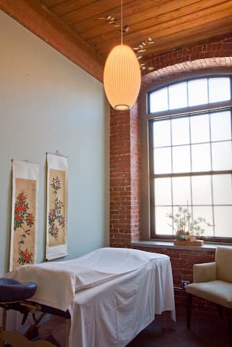 Emerging Energy Acupuncture - Fertility acupuncture clinic